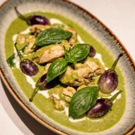 Classic Thai Green Chicken Curry photo 1