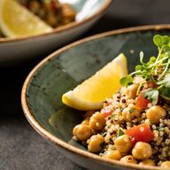 Zesty Quinoa & Chickpea Lunch Bowls photo 1